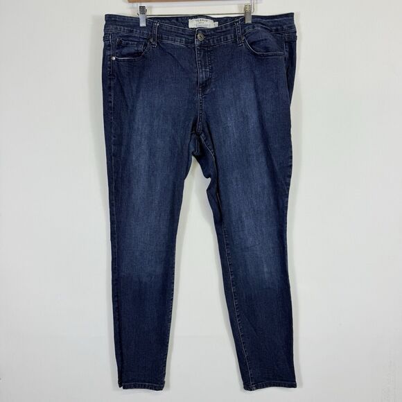 Torrid Denim - Torrid Medium Wash Lightly‎ Distressed Skinny Stretch Denim Jeans Women's 20